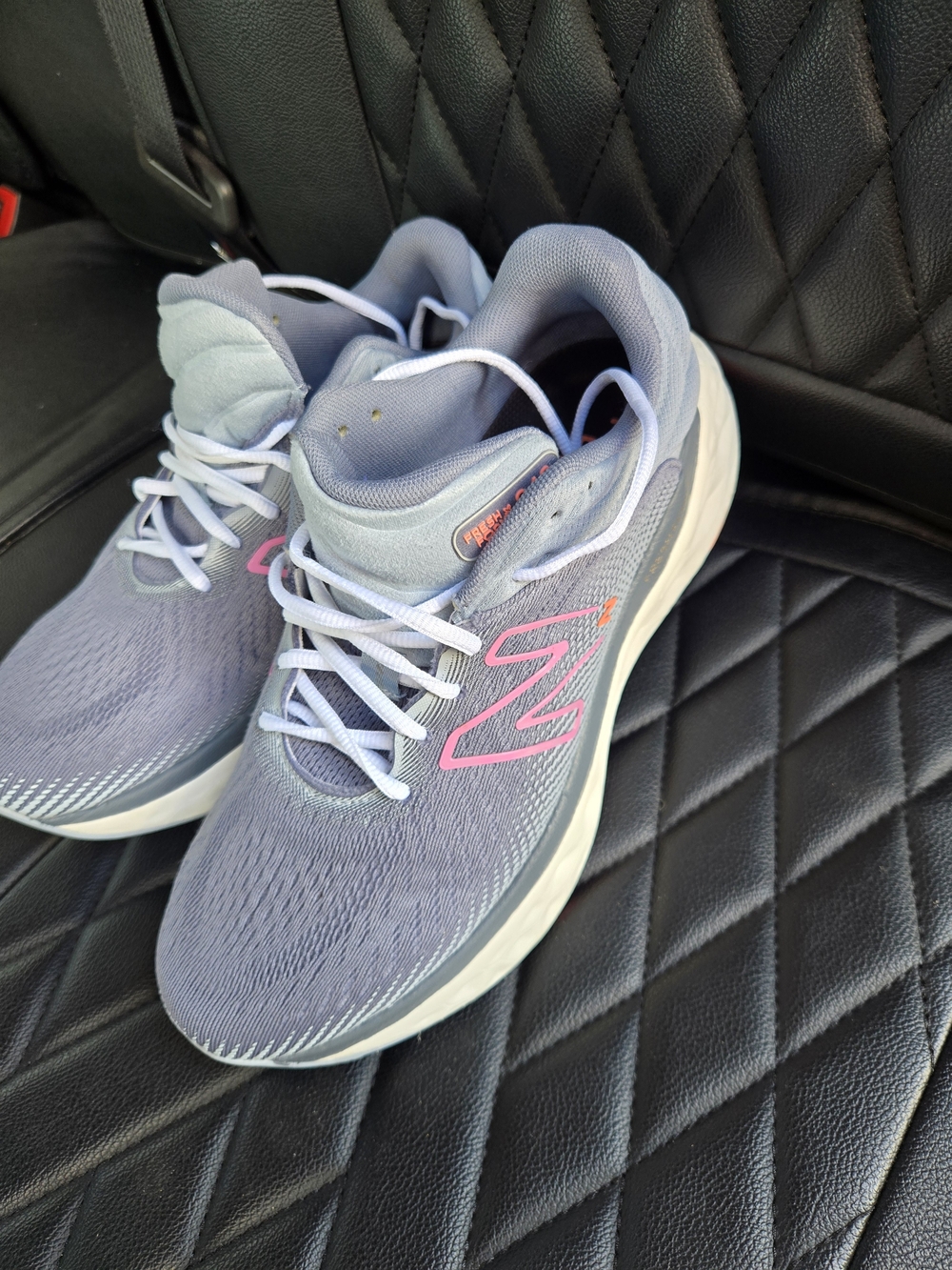 New Balance 840 Womens 9